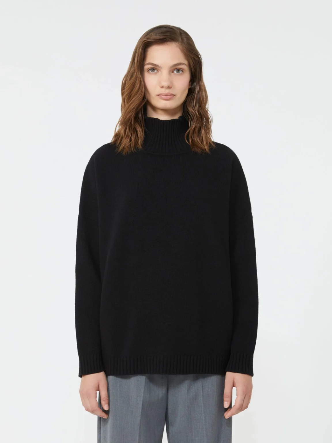 Weekend Max Mara maglia collo alto in lana nera WKDBORGIA