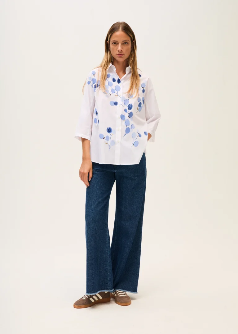 Rosso 35 camicia in cotone con fiori dipinti