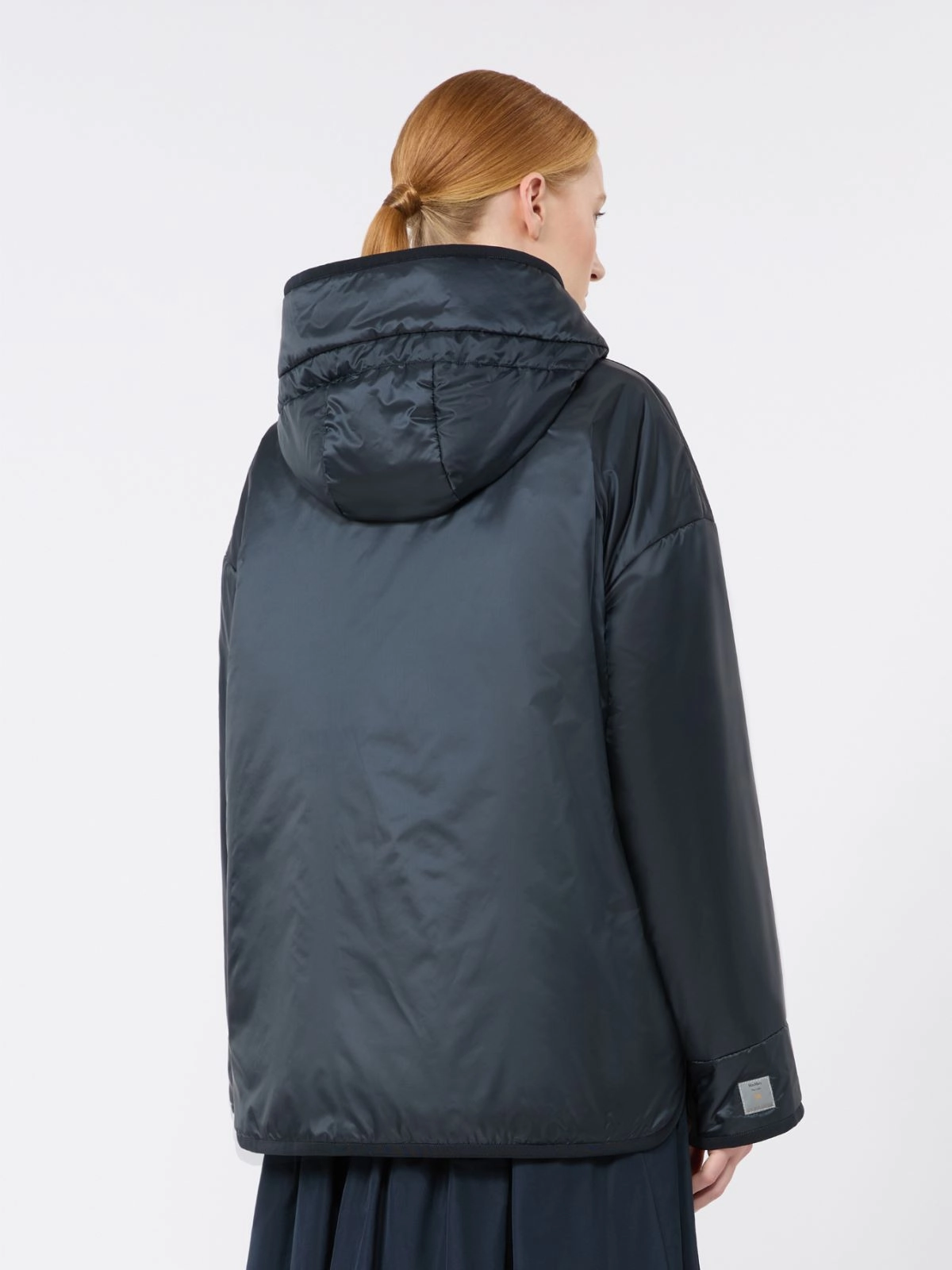 'S Max Mara The Cube giacca imbottita over blu scuro MTCCLEO