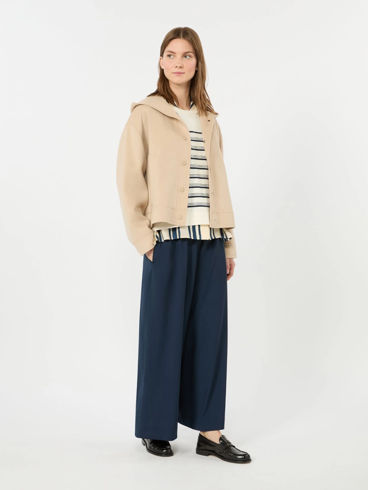Weekend Max Mara giacca con cappuccio in doppio di lana WKDRIDENTE