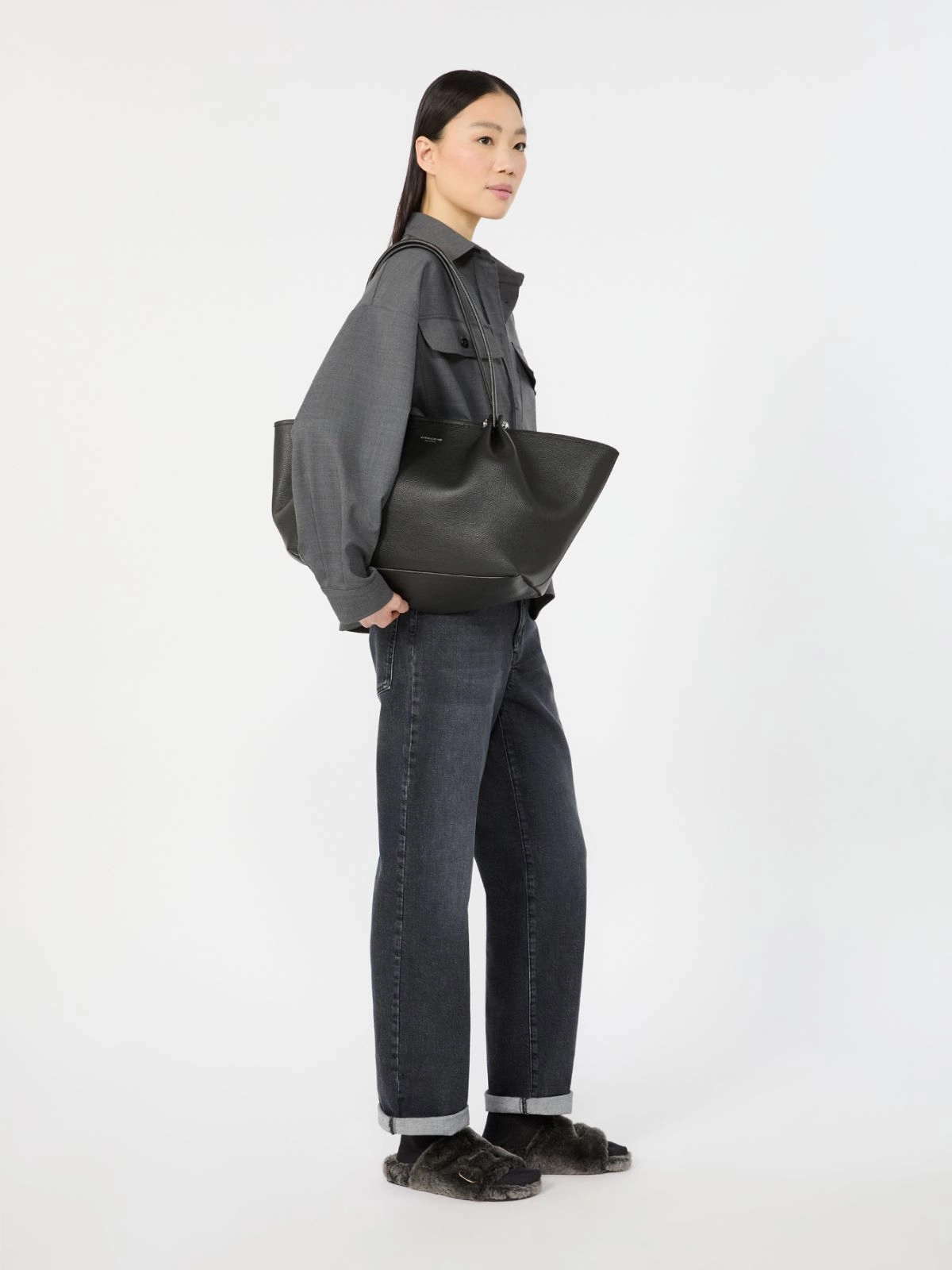 Weekend Max Mara borsa tote in pelle nera WKASATIRA - immagine 2