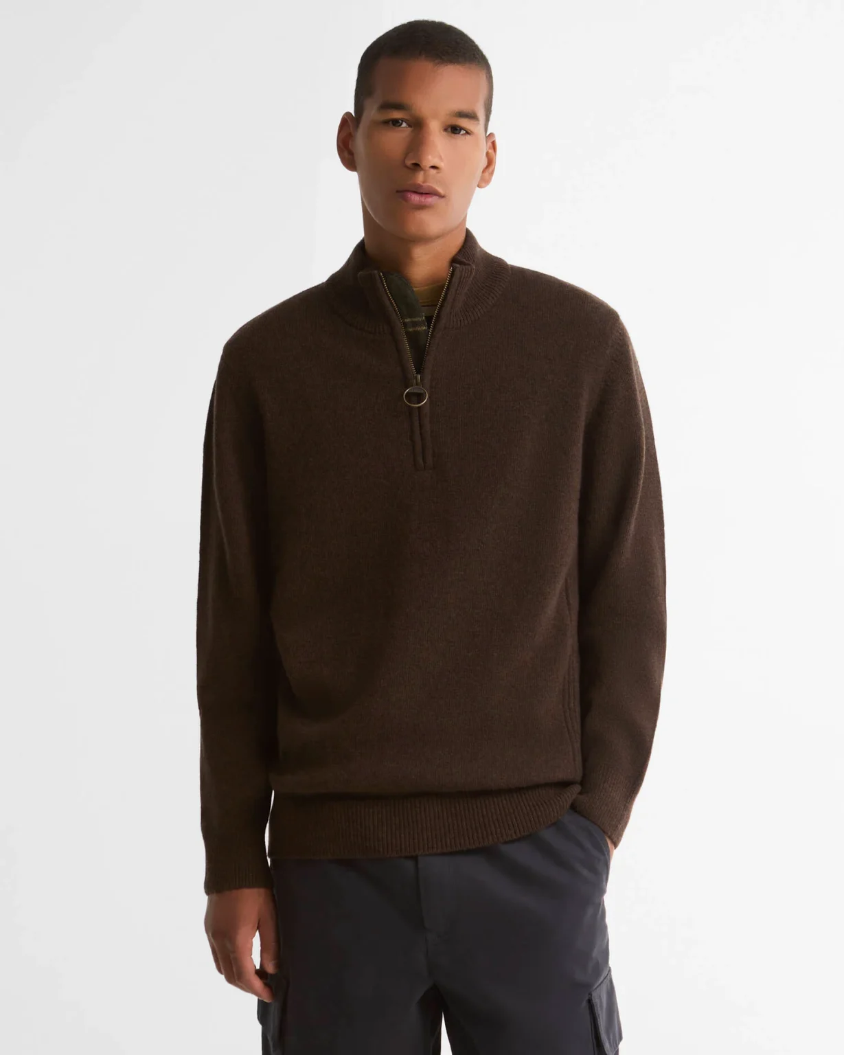 Barbour uomo maglia mezza zip con toppa marrone HOLDEN