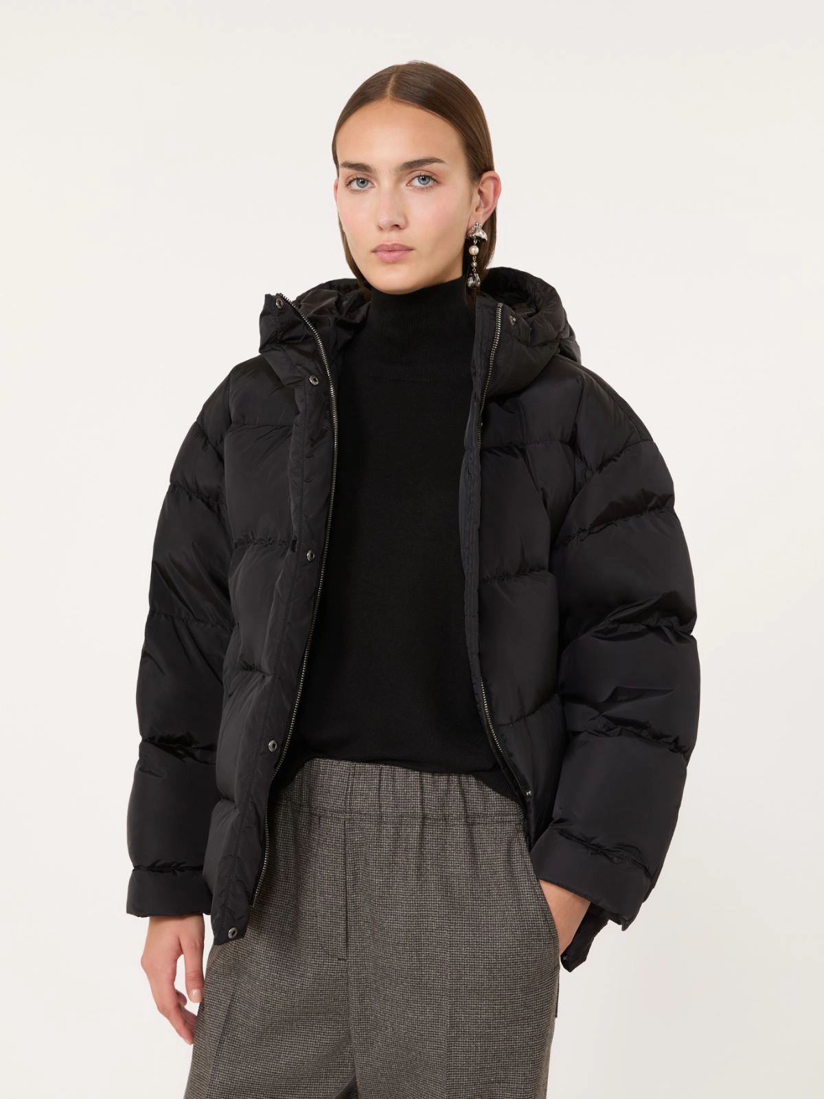 Weekend Max Mara imbottito corto over in tessuto antigoccia nero WKDLUSSO - immagine 4