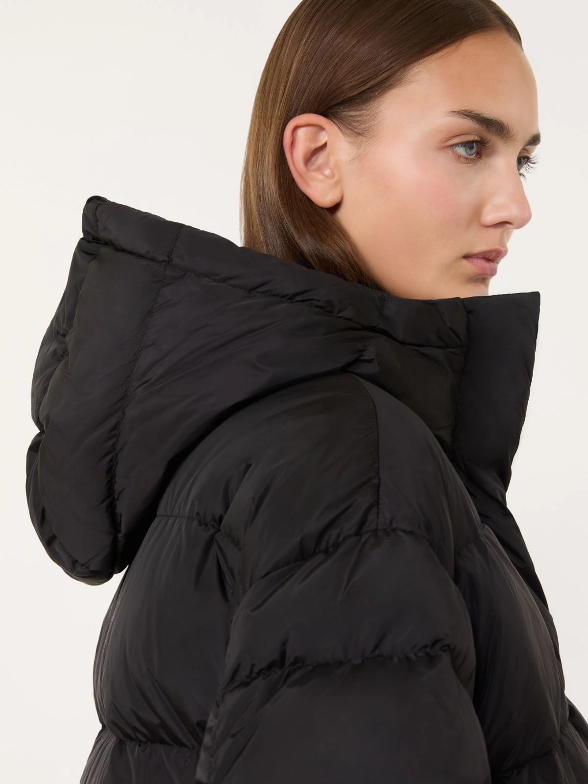 Weekend Max Mara imbottito corto over in tessuto antigoccia nero WKDLUSSO - immagine 3